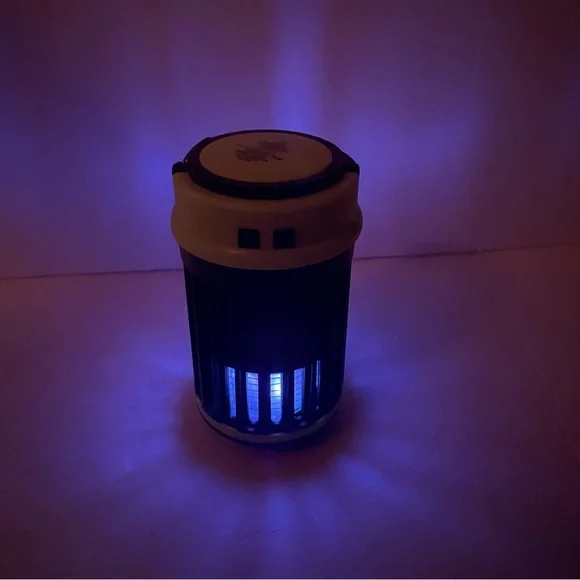 Adventuridge Rechargeable Green and Black Bug Zapper Light With Lantern - Picture 8 of 8